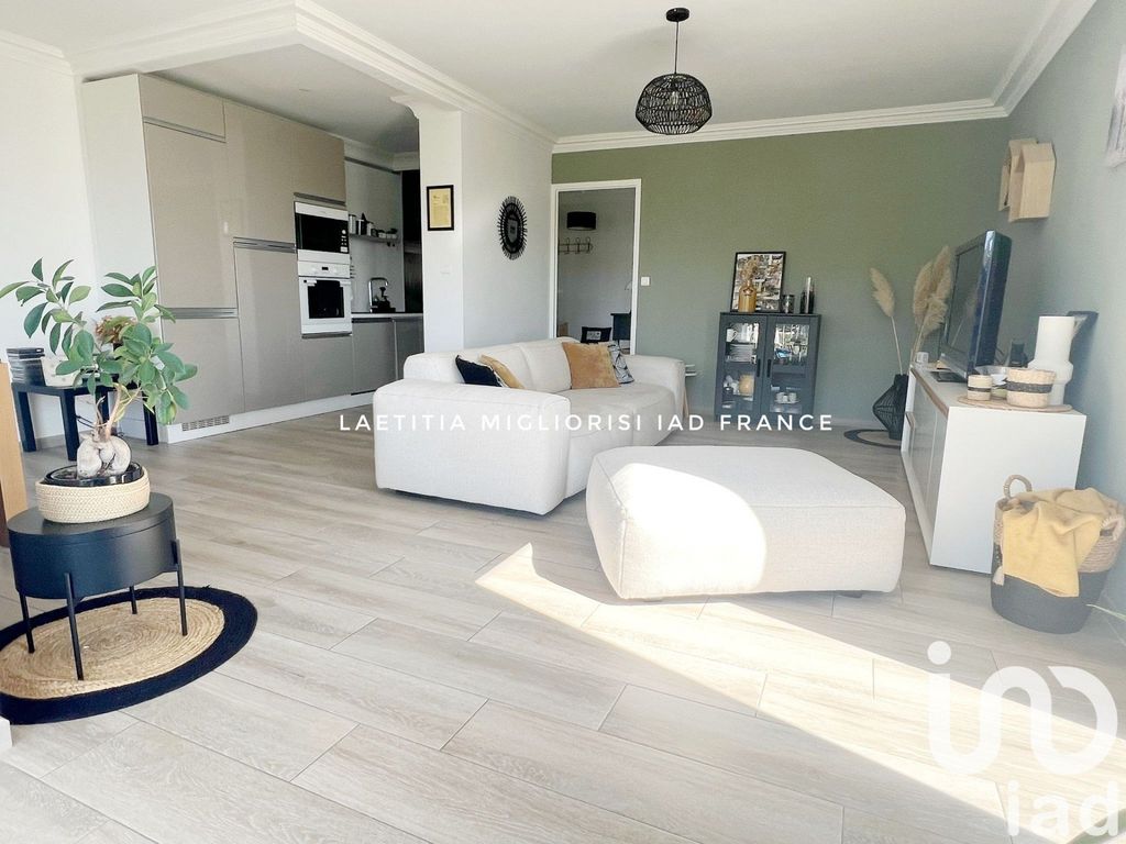 Achat appartement à vendre 3 pièces 86 m² - Bandol