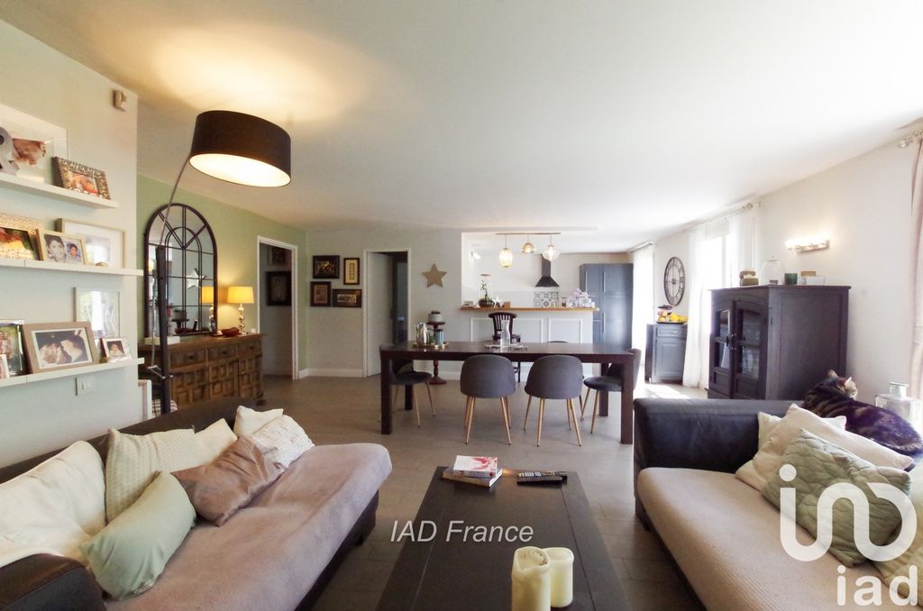 Achat maison à vendre 5 chambres 171 m² - Vaux-sur-Seine