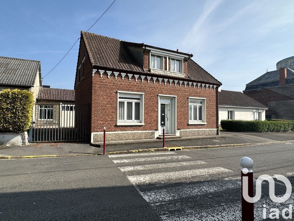 Achat maison à vendre 4 chambres 115 m² - Isbergues