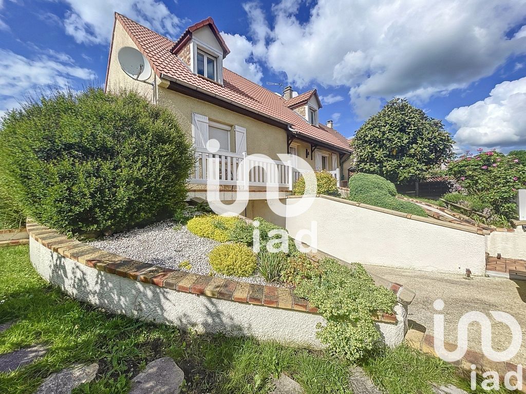 Achat maison à vendre 4 chambres 136 m² - Thorigny-sur-Marne