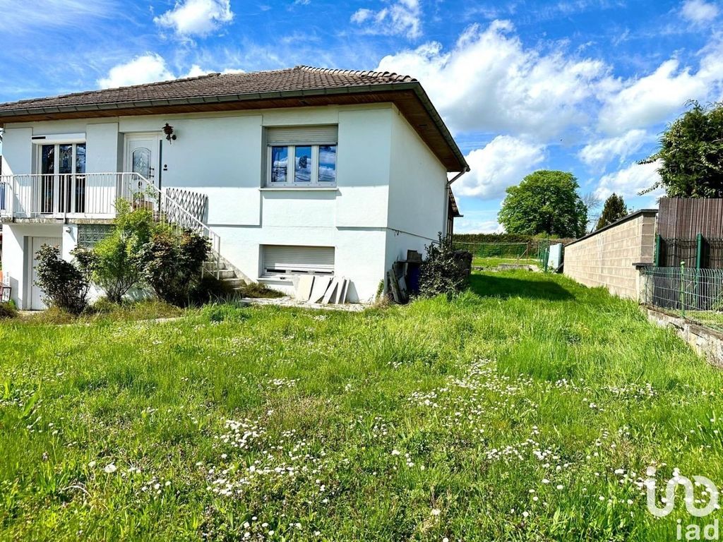 Achat maison à vendre 4 chambres 90 m² - Puttelange-aux-Lacs