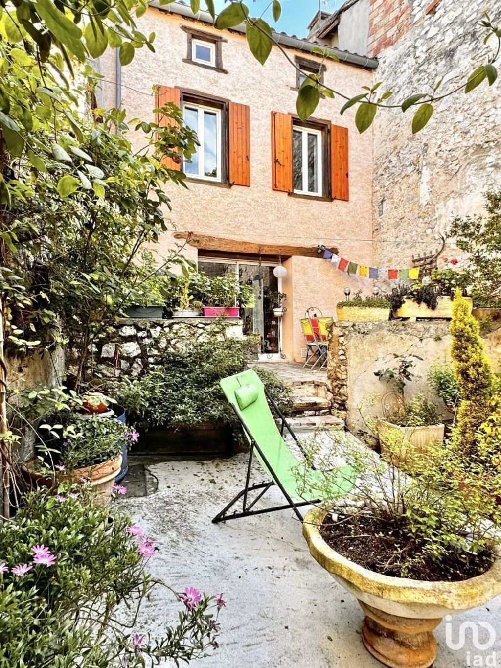 Achat maison à vendre 4 chambres 123 m² - Laurabuc