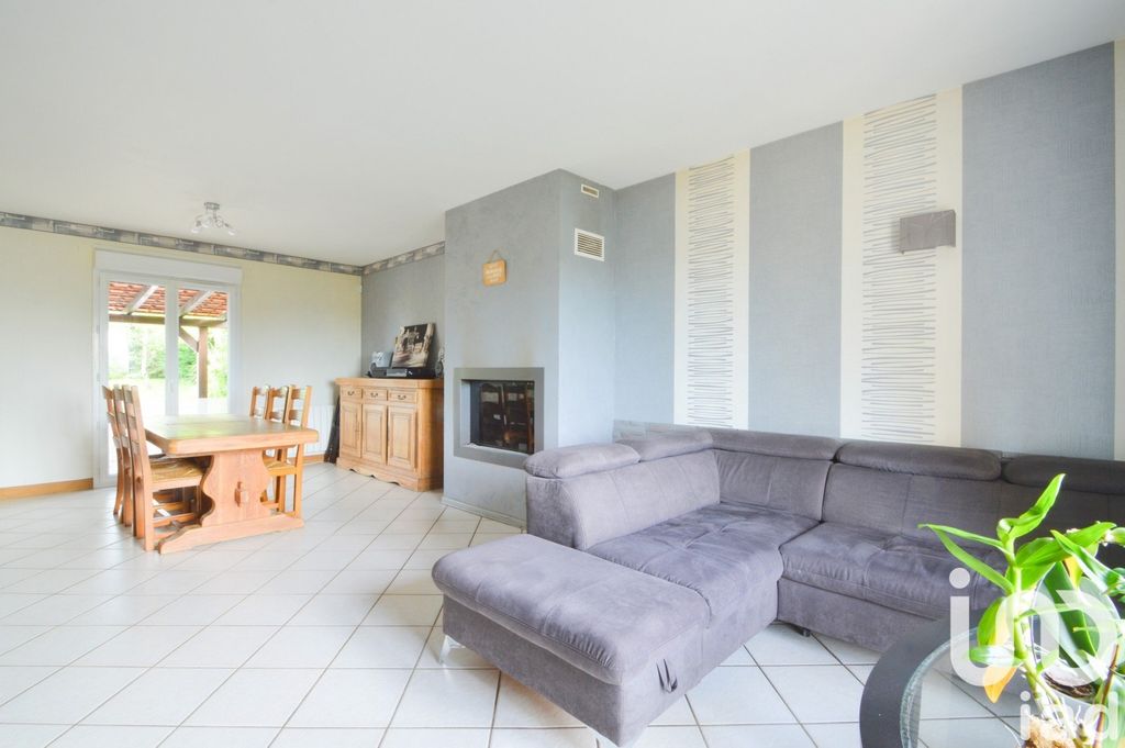 Achat maison à vendre 4 chambres 100 m² - Bey-sur-Seille