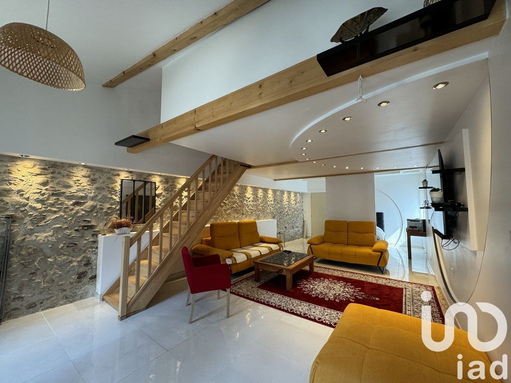 Achat maison à vendre 2 chambres 107 m² - Lavelanet