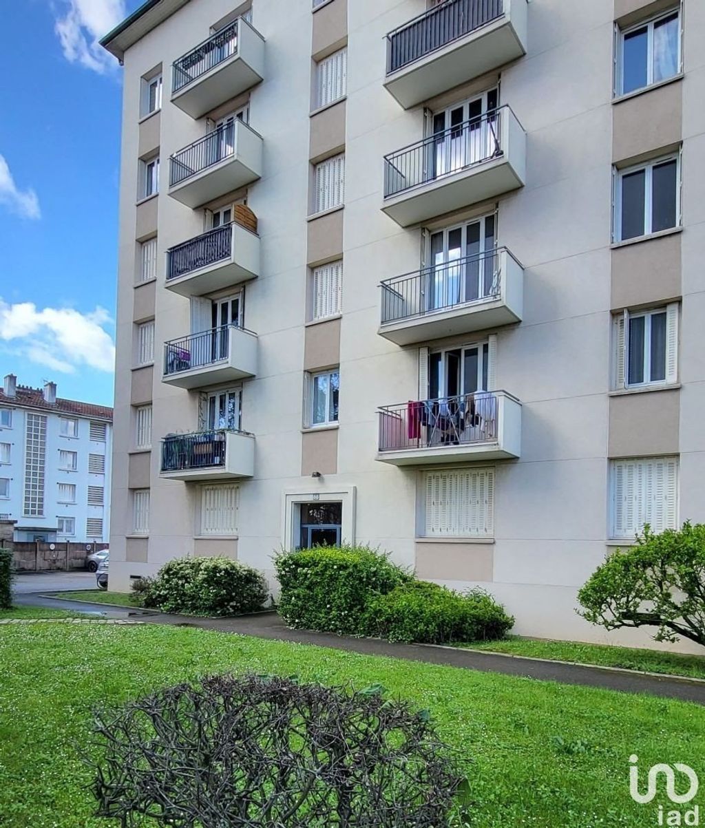 Achat appartement à vendre 5 pièces 91 m² - Vénissieux