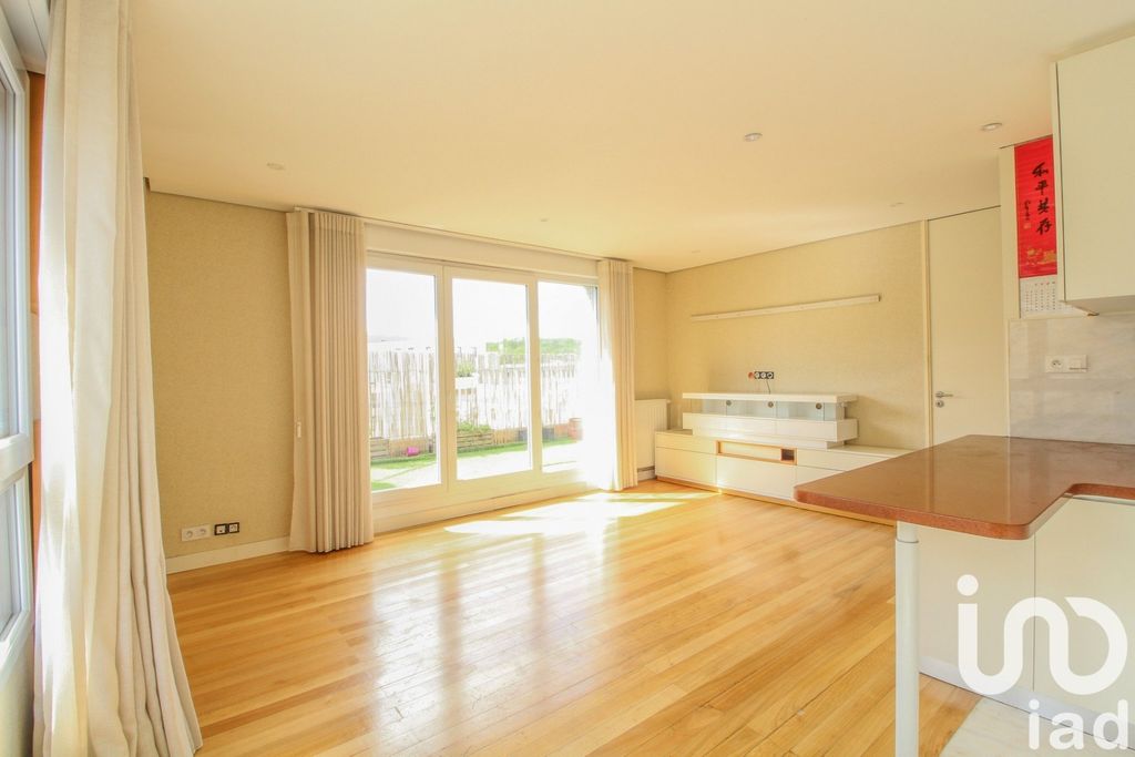 Achat appartement à vendre 4 pièces 73 m² - Romainville