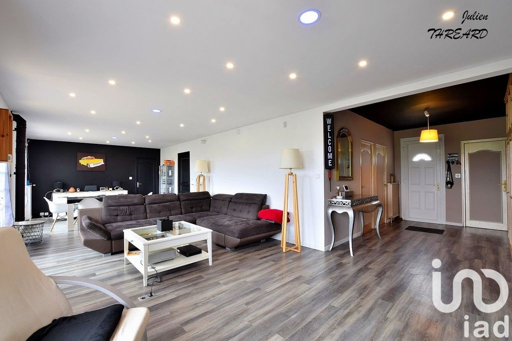 Achat maison à vendre 5 chambres 163 m² - Manthelan