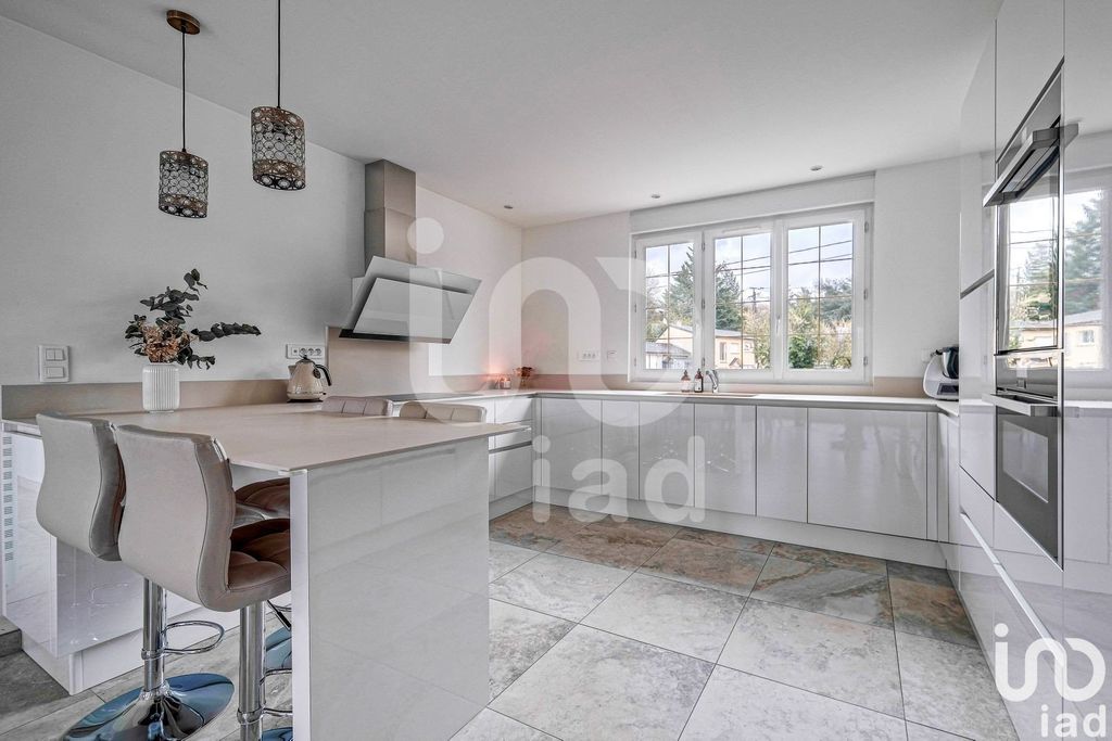 Achat maison à vendre 4 chambres 162 m² - Villevaudé