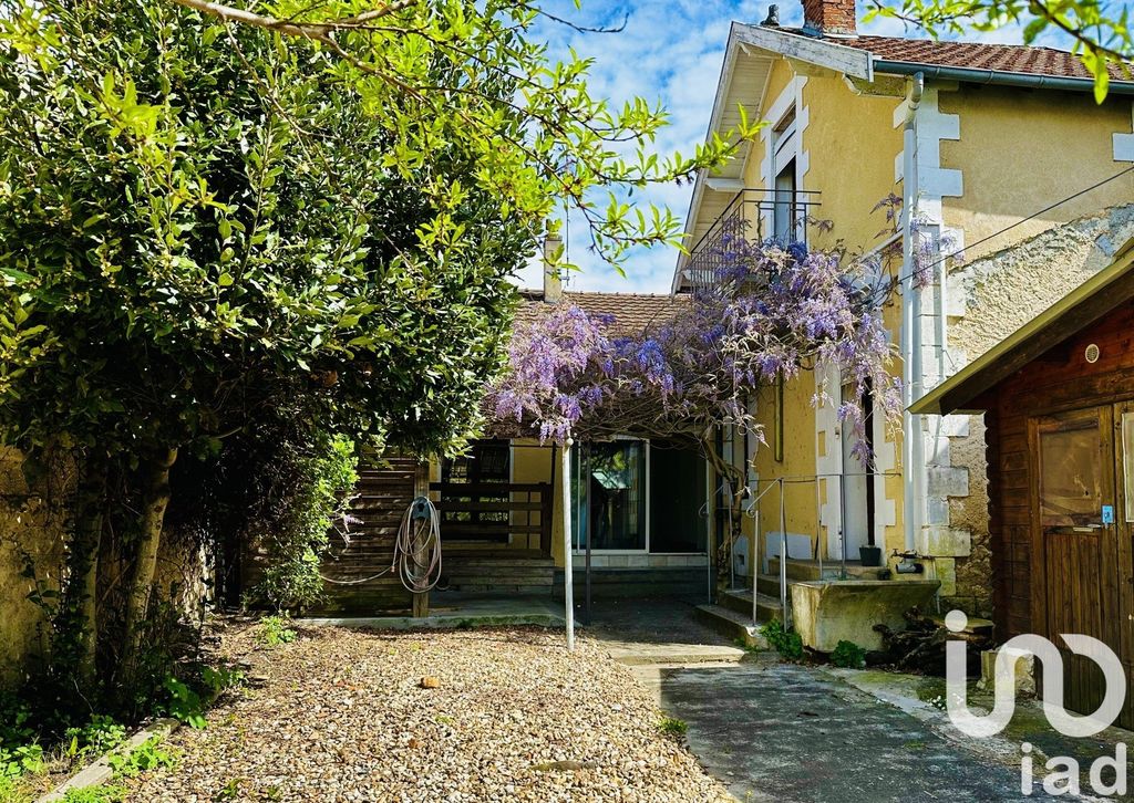 Achat maison à vendre 2 chambres 95 m² - Périgueux