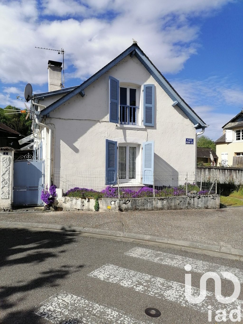 Achat maison à vendre 2 chambres 81 m² - Coarraze