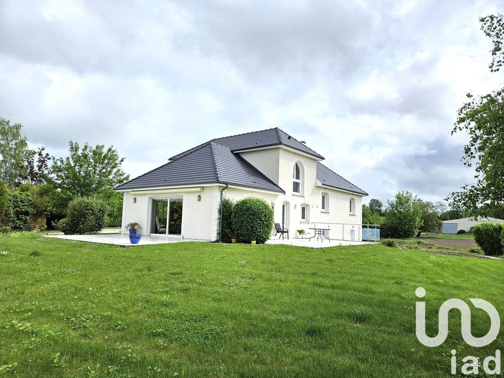Achat maison à vendre 2 chambres 169 m² - Saint-Étienne-sous-Barbuise