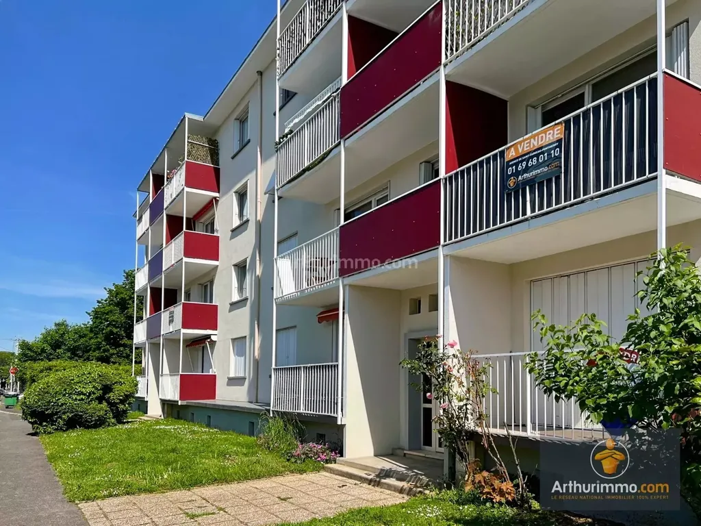 Achat appartement à vendre 3 pièces 62 m² - Saint-Fargeau-Ponthierry