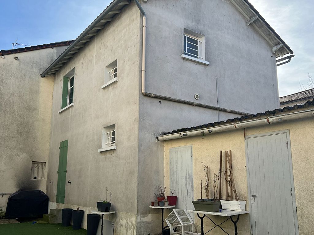 Achat maison 2 chambre(s) - Charroux