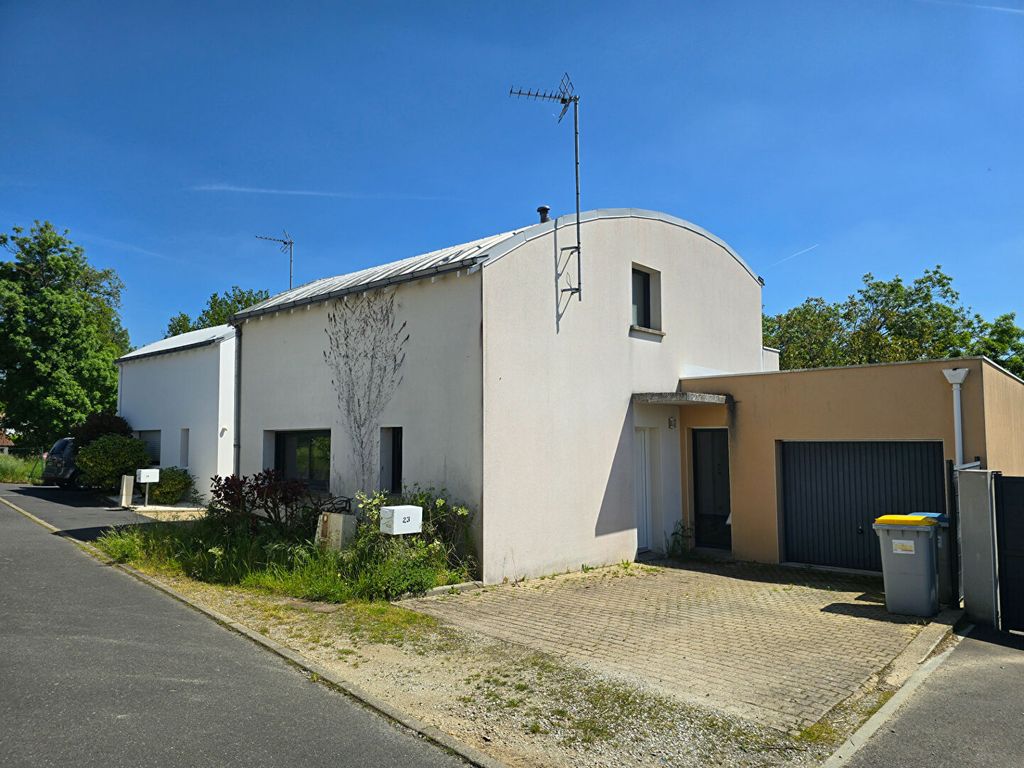 Achat maison à vendre 3 chambres 105 m² - Vertou