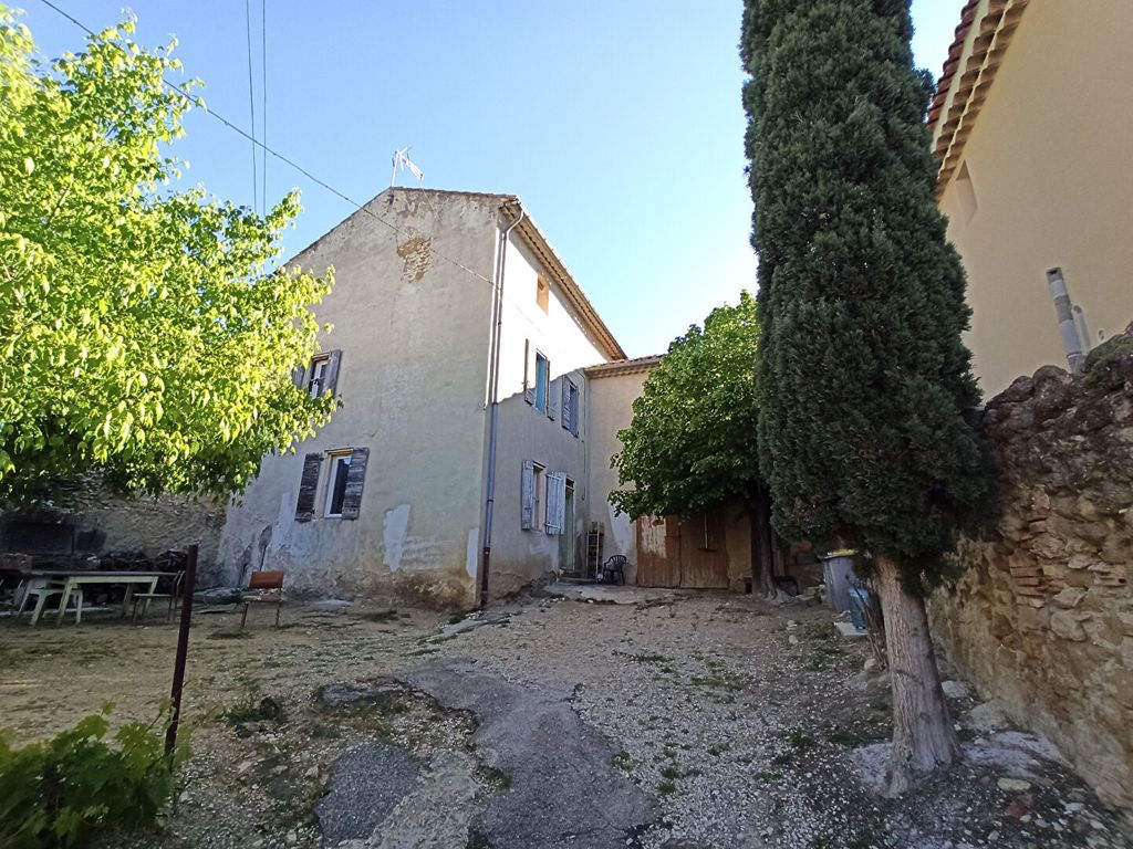 Achat maison à vendre 4 chambres 110 m² - Beaumes-de-Venise