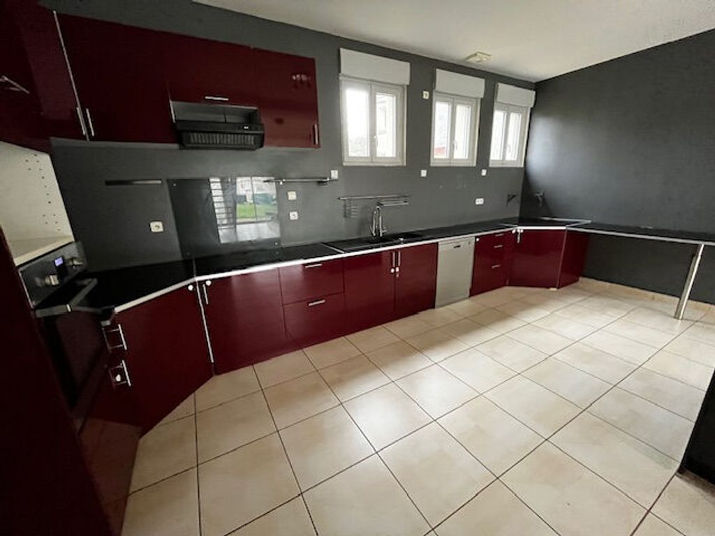 Achat maison à vendre 5 chambres 196 m² - Mamers