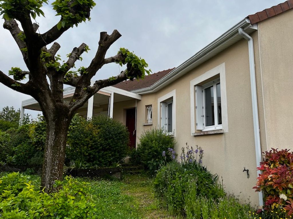 Achat maison à vendre 6 chambres 144 m² - Châtellerault