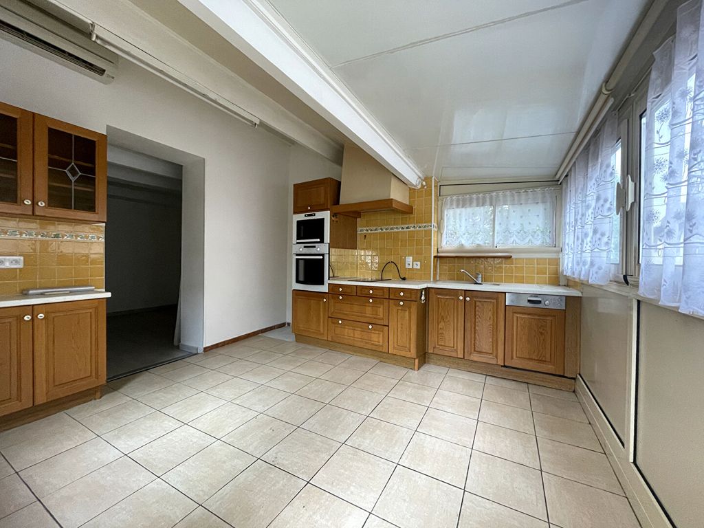 Achat appartement à vendre 6 pièces 100 m² - Bédarieux