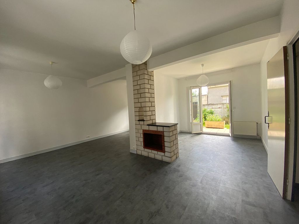 Achat maison à vendre 4 chambres 107 m² - Orléans