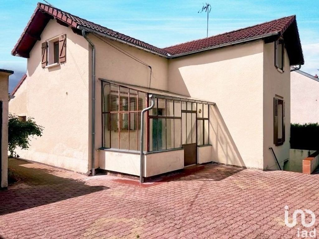 Achat maison à vendre 3 chambres 94 m² - Montargis
