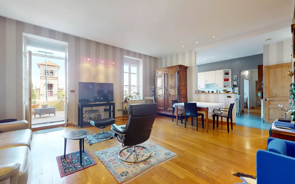 Achat appartement à vendre 3 pièces 82 m² - Villefranche-sur-Saône