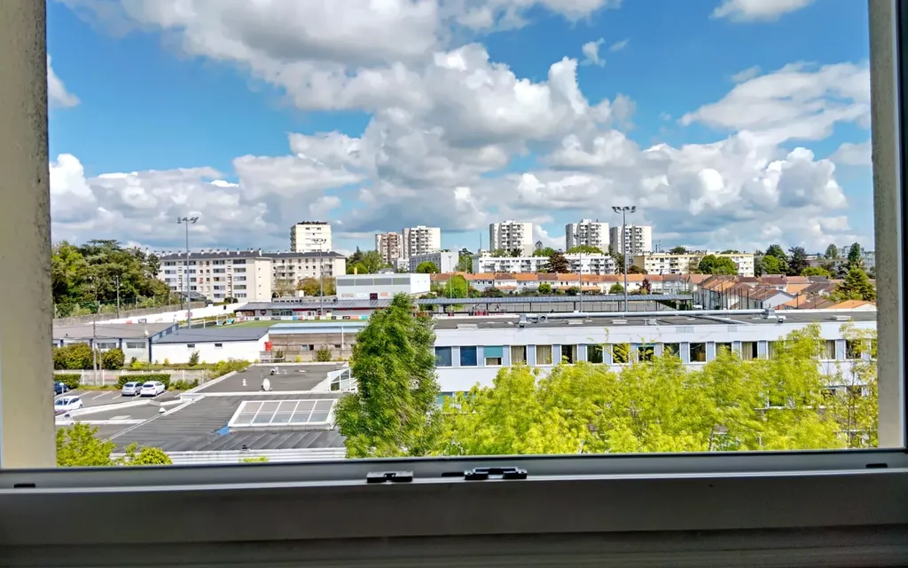 Achat appartement à vendre 3 pièces 74 m² - Cholet