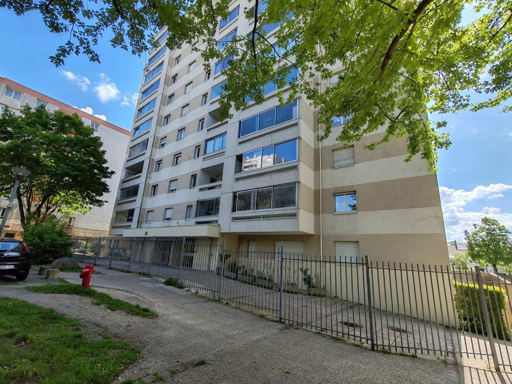 Achat appartement à vendre 4 pièces 81 m² - Saint-Ouen-l'Aumône