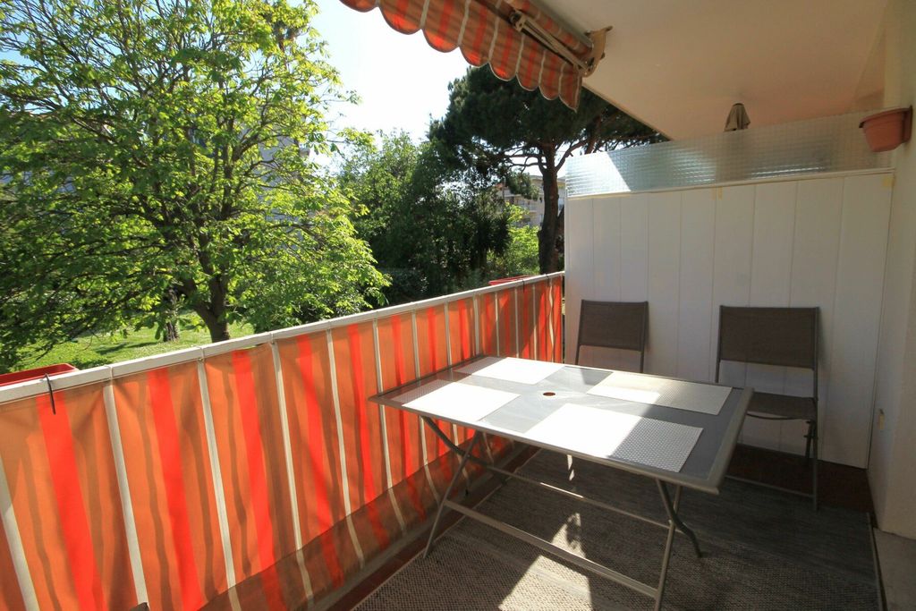 Achat appartement à vendre 3 pièces 63 m² - Cannes