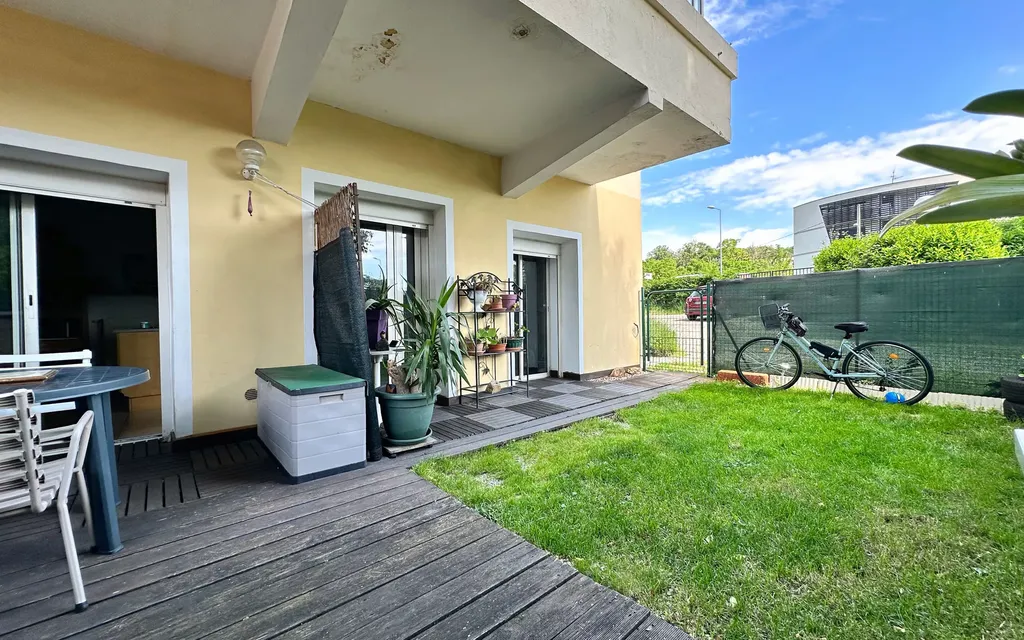 Achat appartement à vendre 3 pièces 74 m² - Rochetaillée-sur-Saône