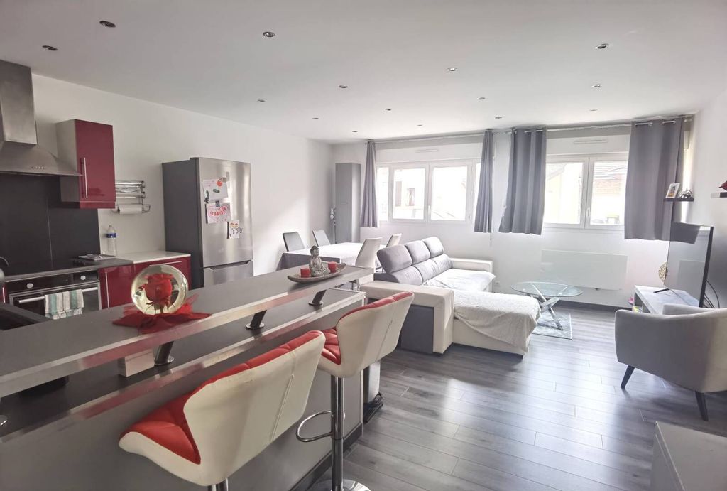 Achat appartement à vendre 2 pièces 58 m² - Ozoir-la-Ferrière