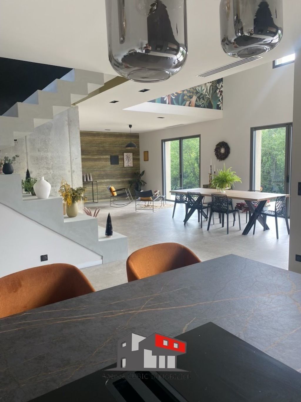 Achat maison à vendre 5 chambres 210 m² - Saint-Laurent-d'Oingt