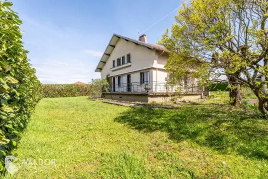 Achat maison 6 chambre(s) - Civrieux