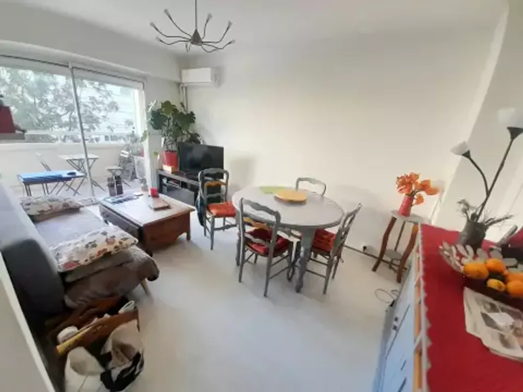 Achat appartement à vendre 3 pièces 70 m² - Toulon