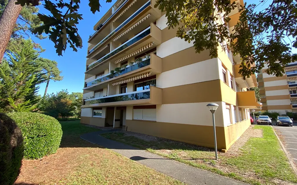 Achat appartement à vendre 3 pièces 67 m² - Pessac