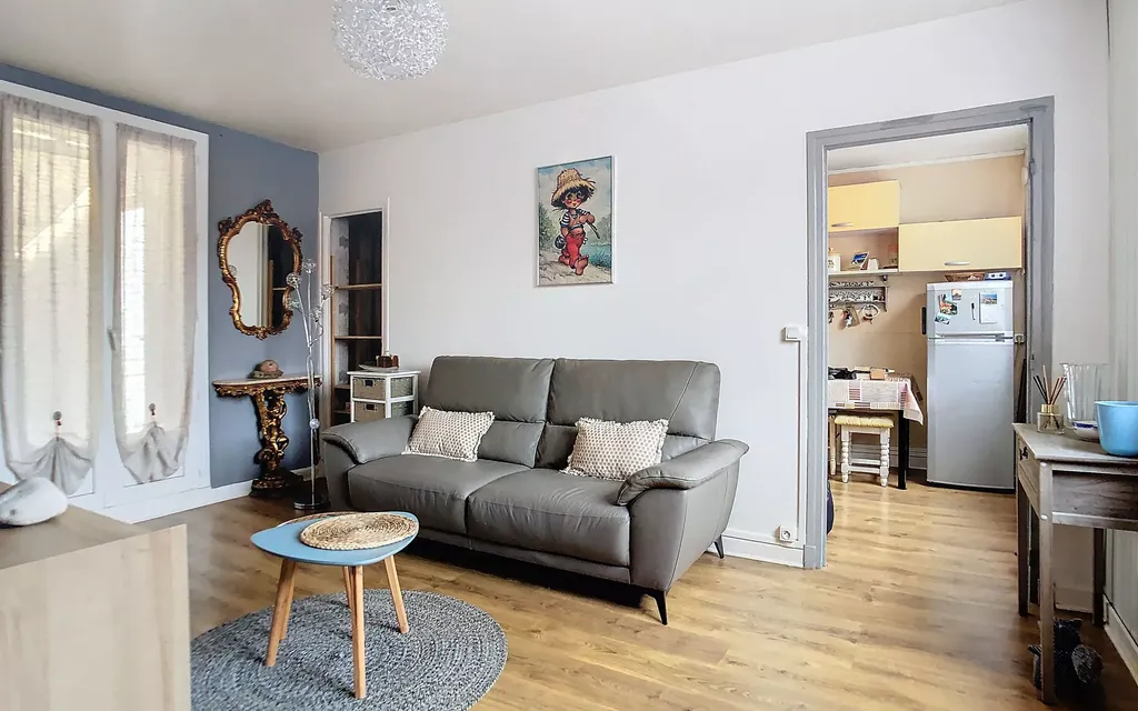 Achat appartement à vendre 2 pièces 48 m² - Aurillac