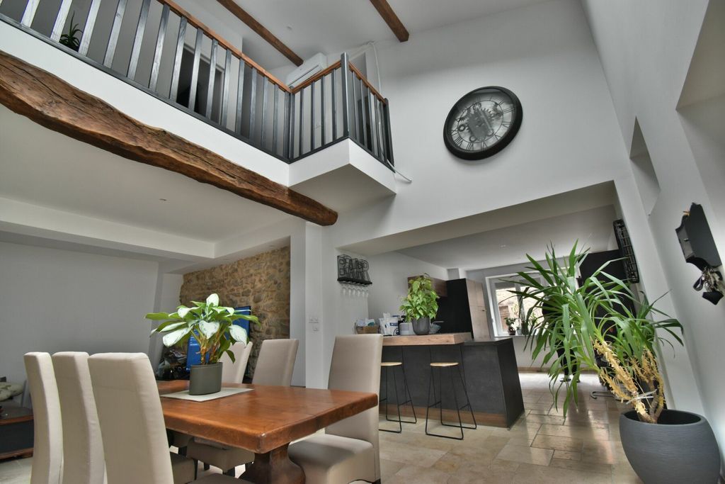 Achat maison à vendre 1 chambre 72 m² - Vaux-en-Bugey