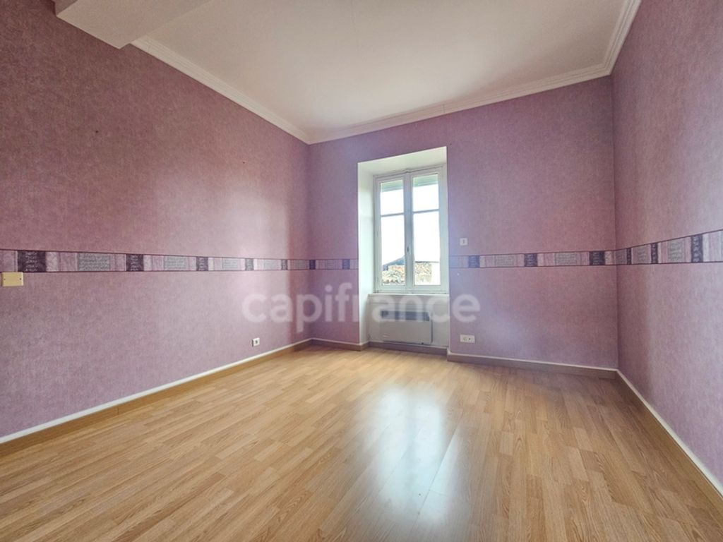 Achat maison à vendre 5 chambres 179 m² - Panissières