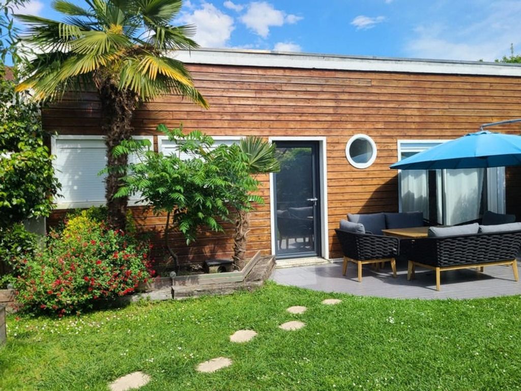 Achat maison à vendre 3 chambres 88 m² - Pau