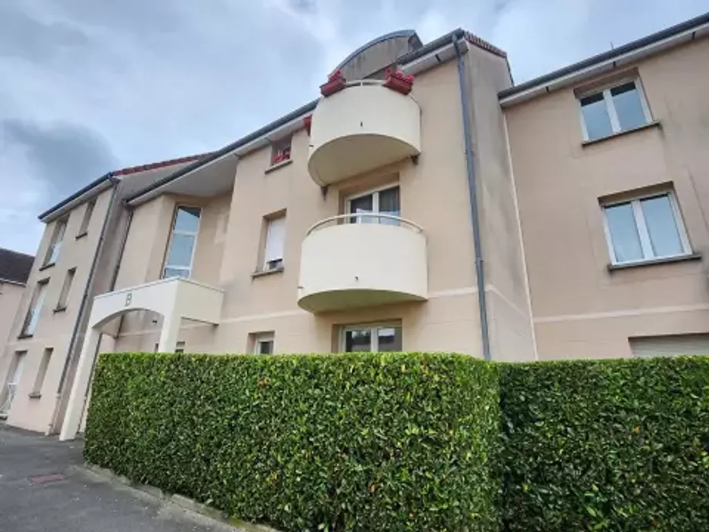 Achat appartement à vendre 2 pièces 49 m² - Maintenon