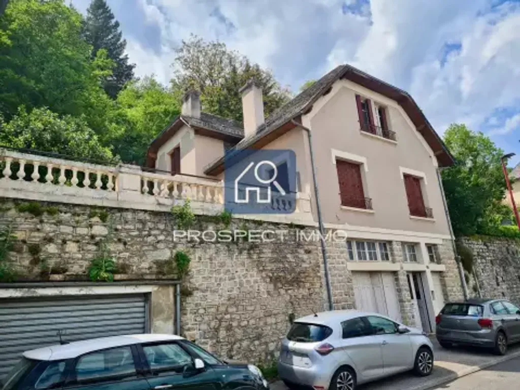 Achat maison à vendre 4 chambres 125 m² - Espalion