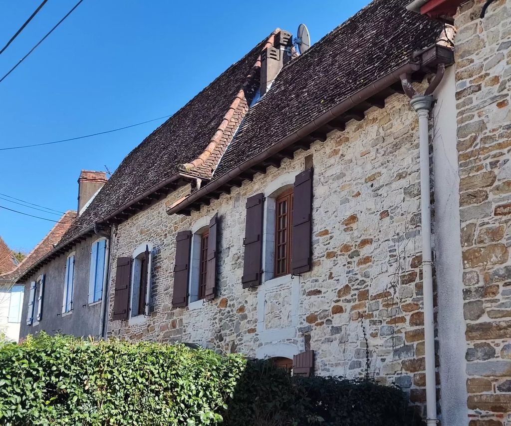 Achat maison à vendre 6 chambres 150 m² - Salies-de-Béarn