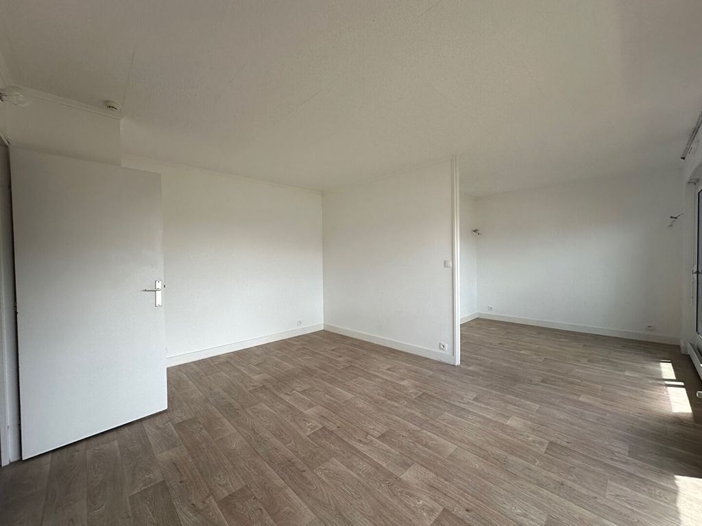 Achat appartement à vendre 2 pièces 35 m² - Paris 18ème arrondissement