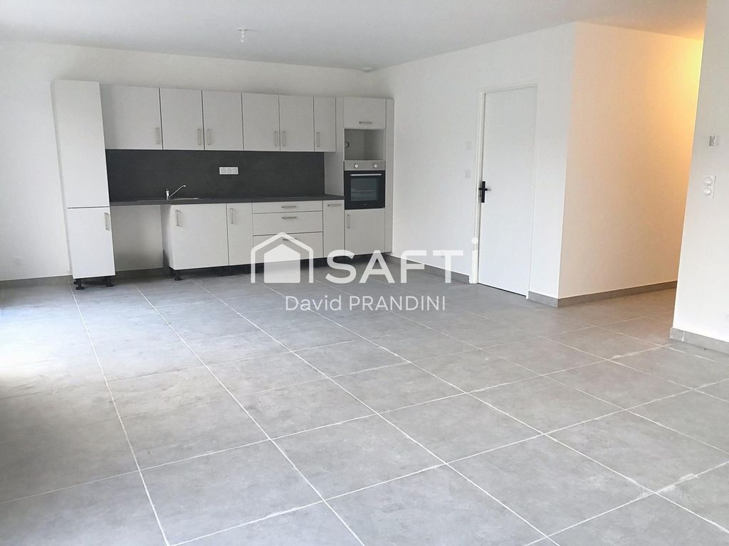 Achat maison à vendre 3 chambres 106 m² - Lespignan