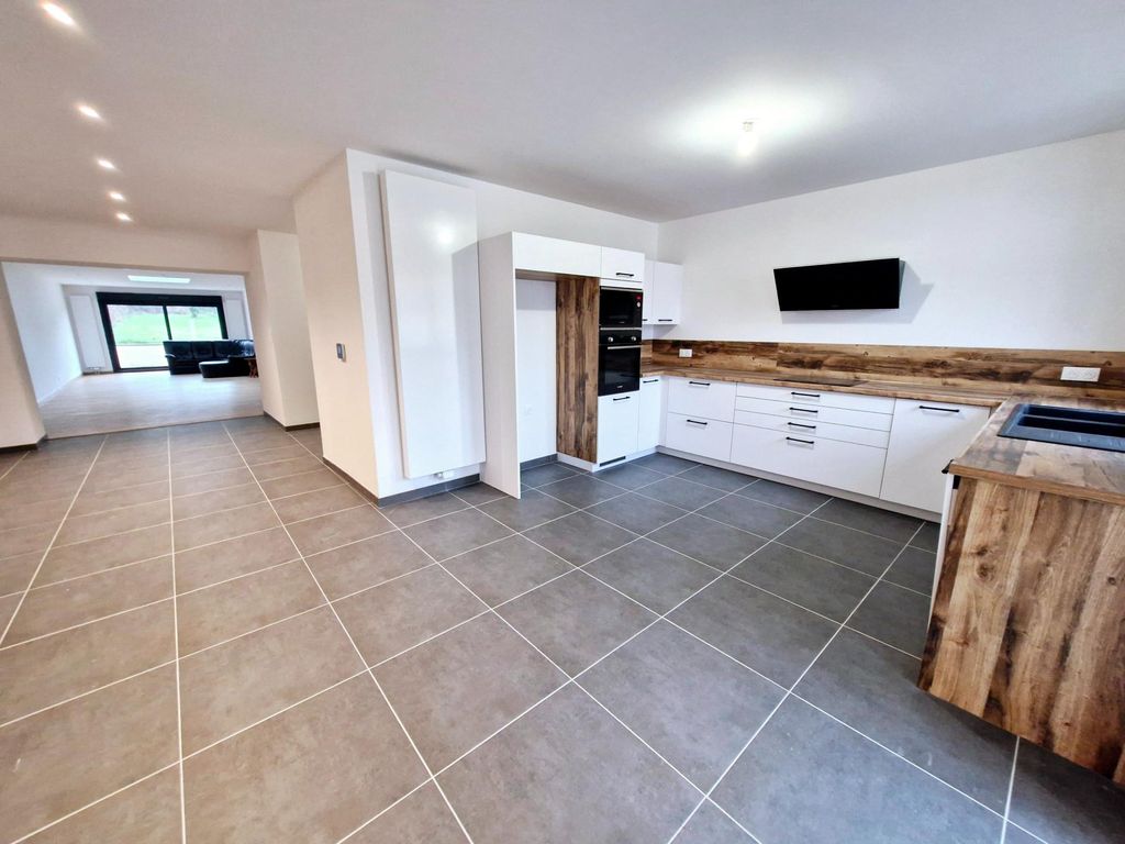 Achat maison à vendre 4 chambres 178 m² - Givenchy-en-Gohelle