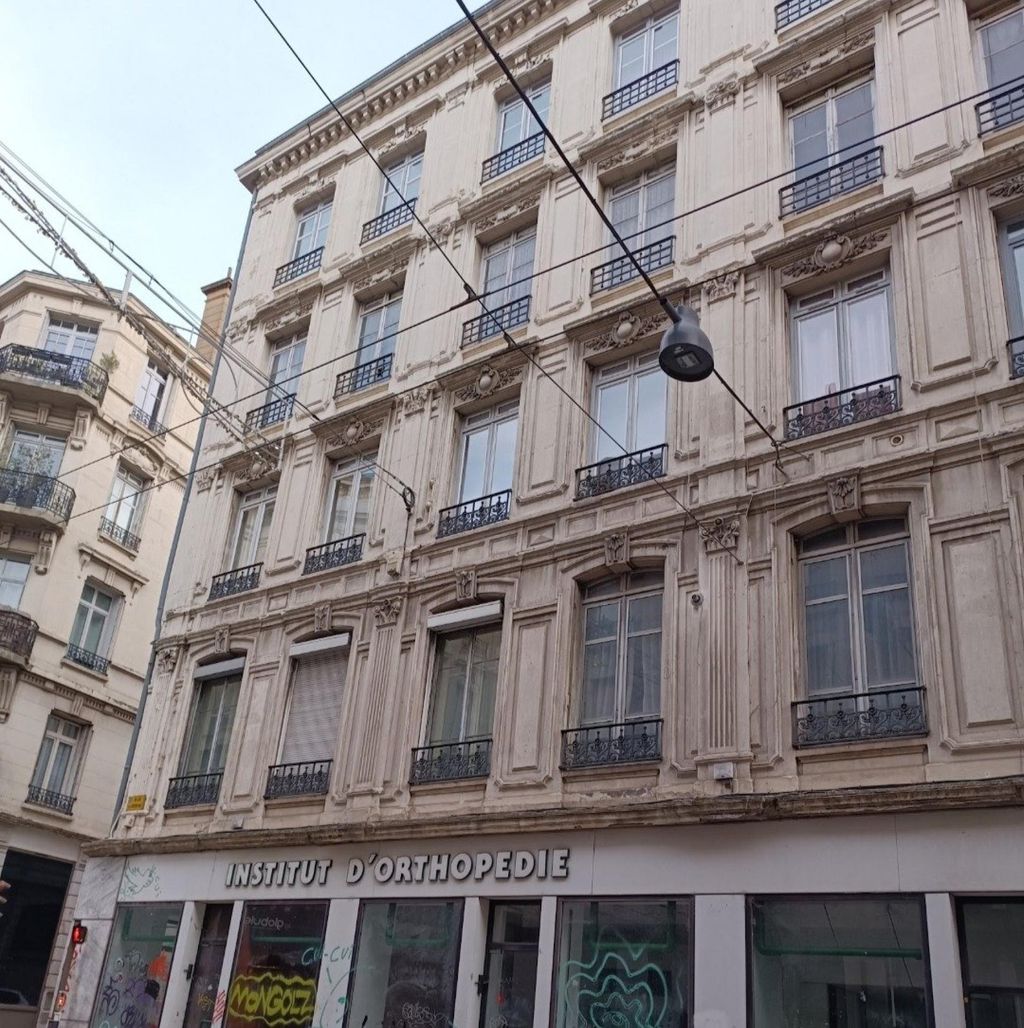 Achat appartement à vendre 5 pièces 114 m² - Saint-Étienne