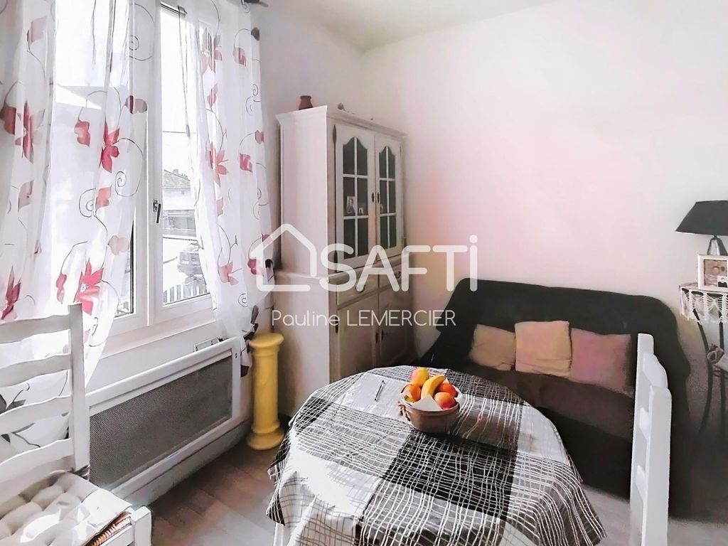 Achat maison à vendre 2 chambres 70 m² - Chauny