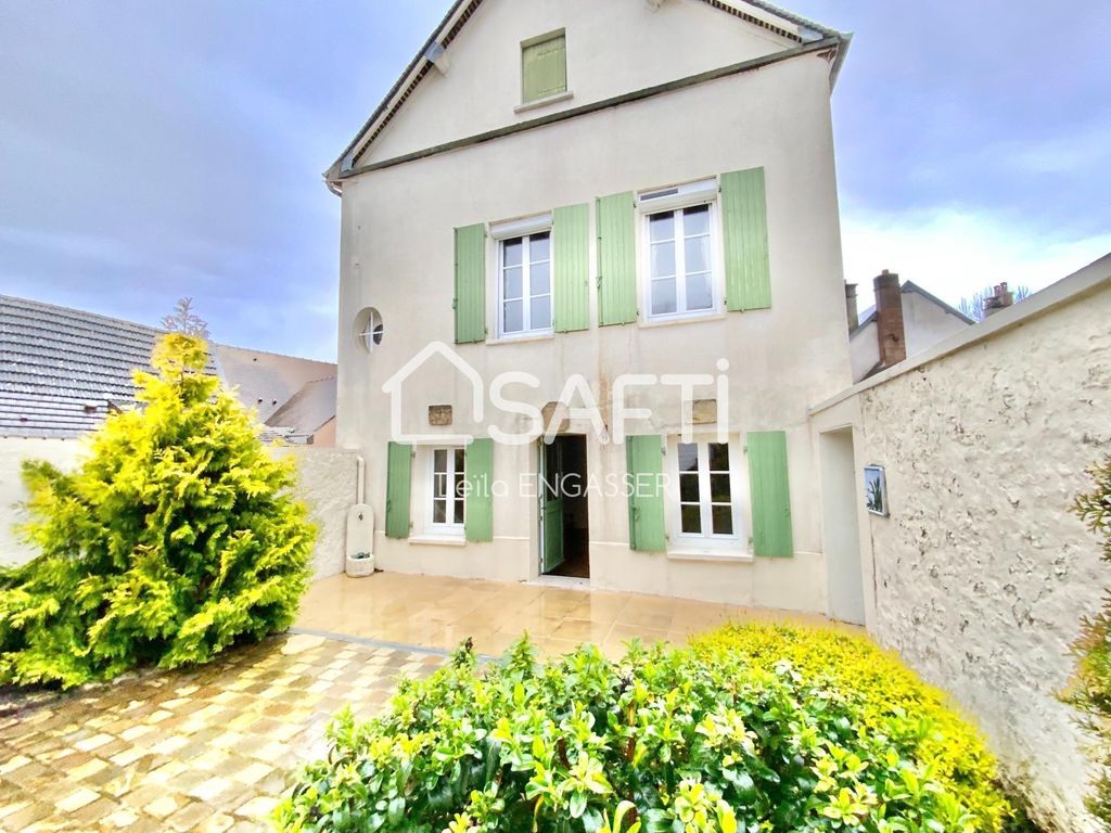 Achat maison à vendre 4 chambres 156 m² - La Chaussée-d'Ivry