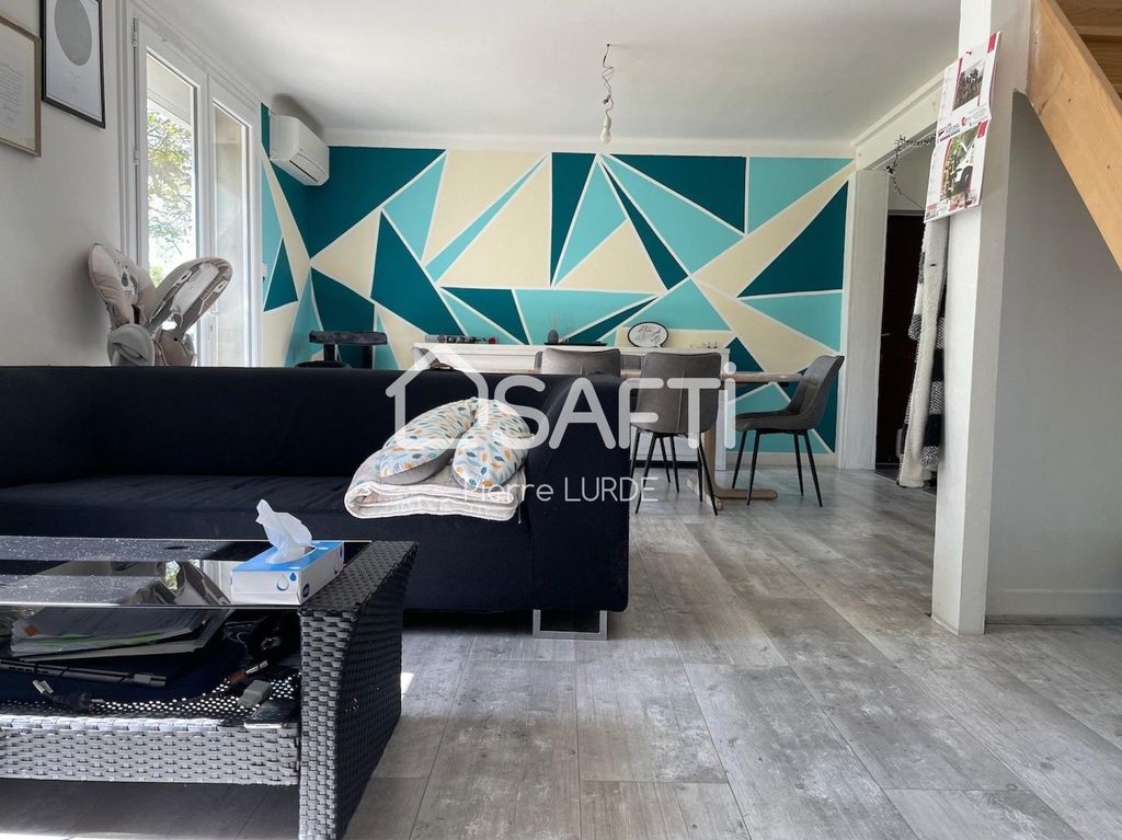 Achat maison à vendre 2 chambres 71 m² - Saint-Étienne-de-Tulmont