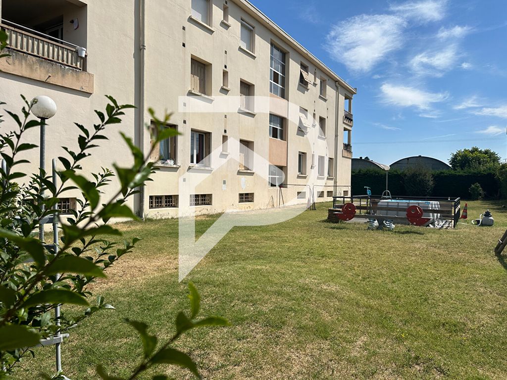 Achat appartement à vendre 5 pièces 116 m² - Balan