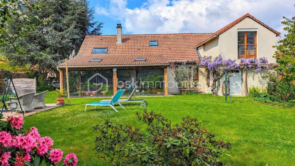 Achat maison à vendre 4 chambres 175 m² - Crécy-la-Chapelle